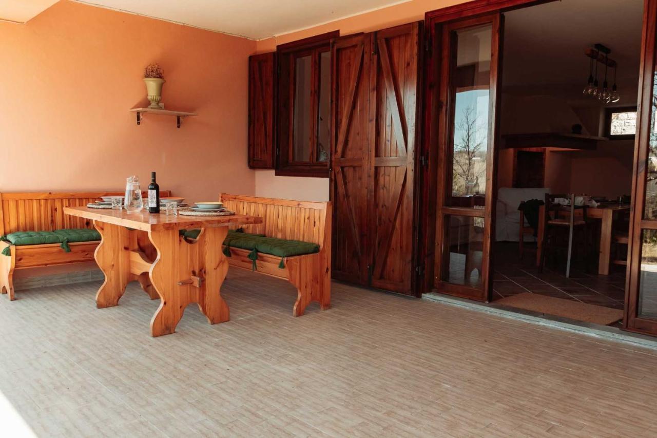 Villa Miralago Fiastra Exterior foto