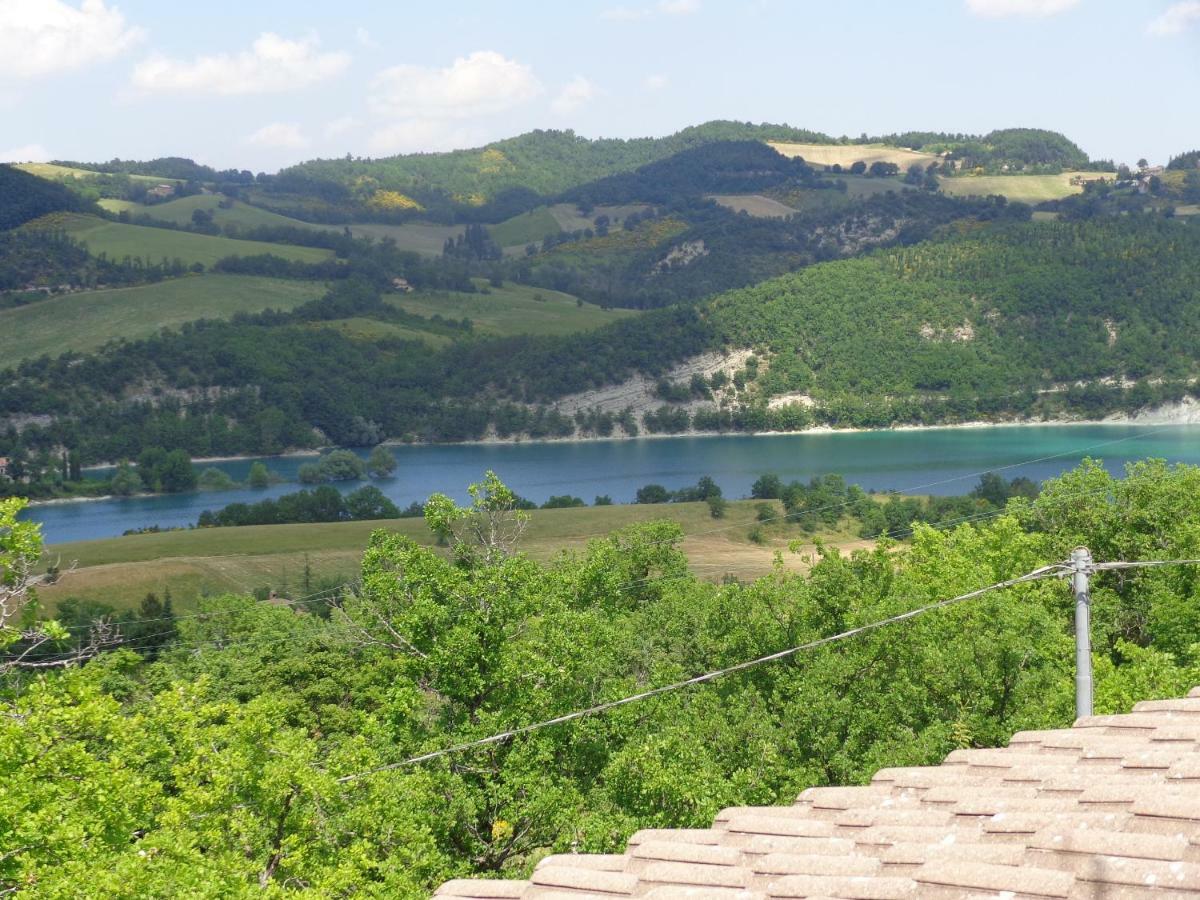 Villa Miralago Fiastra Exterior foto
